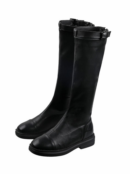 Női alkalmi csizma eko bőrből, lapos talppal, fém csattal