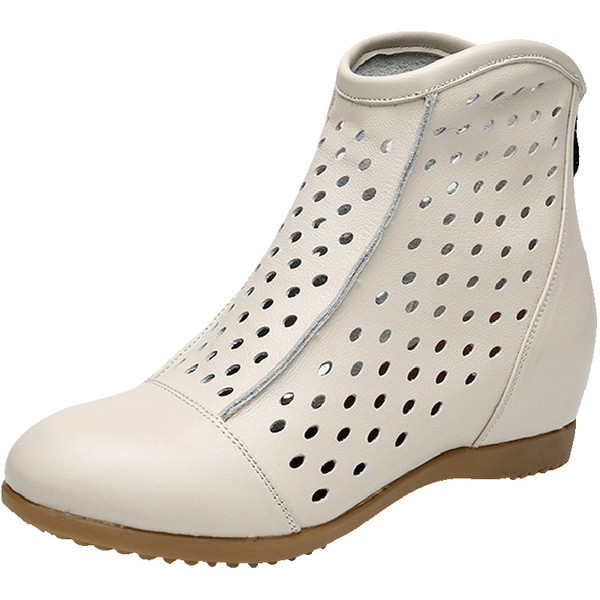 Alkalmi női bőrcsizma cipzárral, lapos talppal