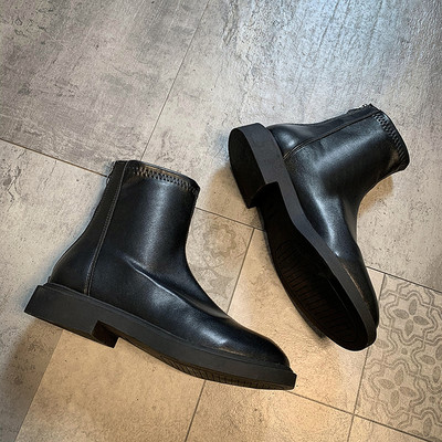 Musta värvi puhtad naiste saapad ökonahast või ökoseemisnahast