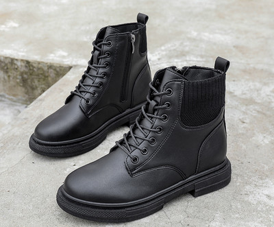 Praegused tõmbluku ja paeltega naiste saapad - mitu mudelit