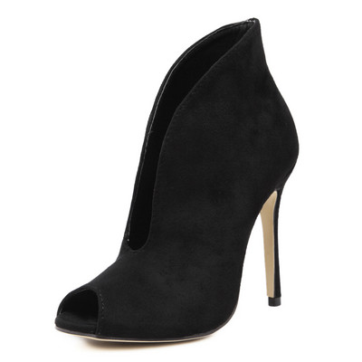 Új magassarkú női cipőmodell - öko velúrból