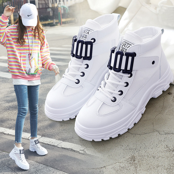 Női bőr tornacipő magas talppal