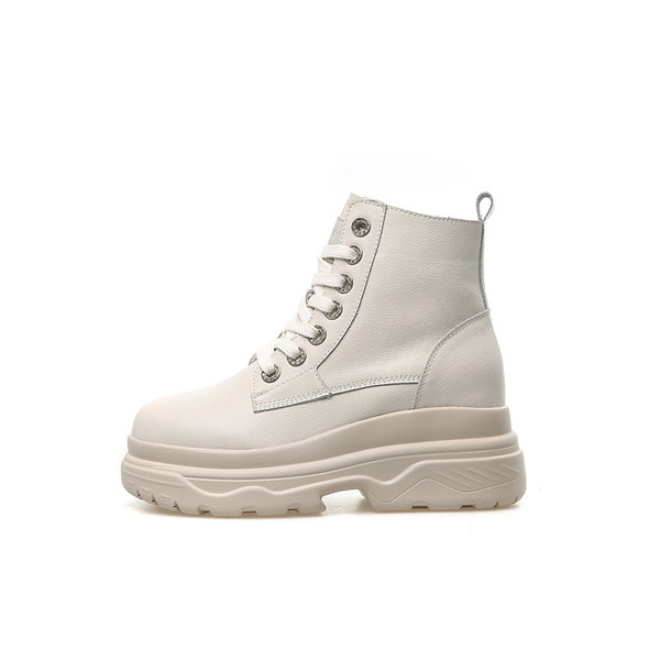 Naiste vabaaja saapad paelte ja kõrge tallaga