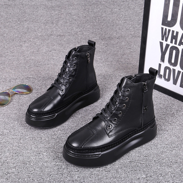 Moodsad naiste talvesaapad