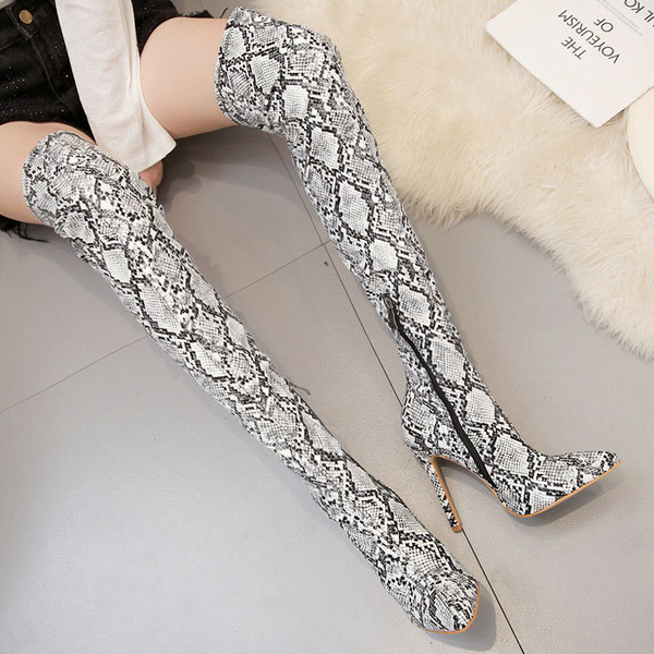 Modern női csizma típusú csizma kígyó mintával