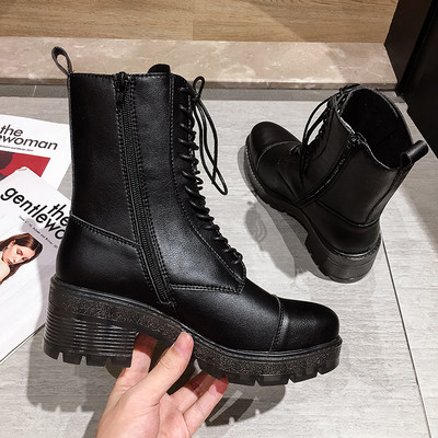 Moodsad naiste ökonahast saapad krobelise talla, paelte ja lukuga