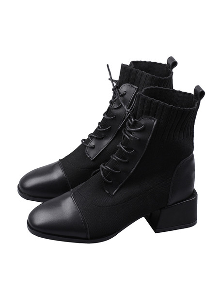 Praegused naiste kandilise kontsa ja paeltega saapad