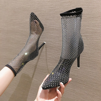 Võrgusilma ja õhukese kontsaga teravate naiste saapad uus mudel