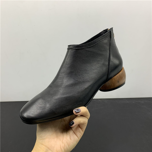 Öko bőrből készült őszi csizma kerek sarokkal