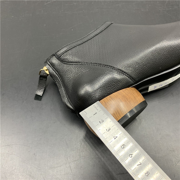 Öko bőrből készült őszi csizma kerek sarokkal