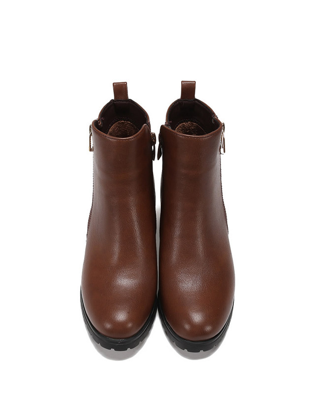 Női öko-bőr csizma cipzárral és rejtett platformmal