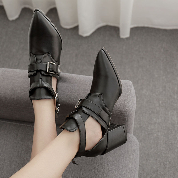 Eko-nahast stiilsed paksu kontsa ja väljalõikeosaga naiste saapad