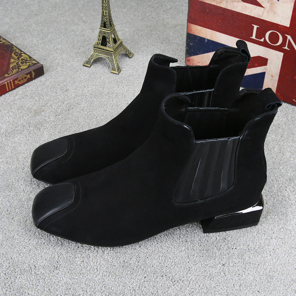 Sügisesed seemisnahast saapad ümar kummiga mudel