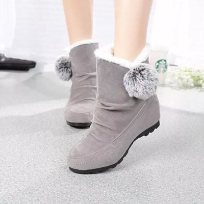 Alkalmi női csizma puha béléssel és pehellyel