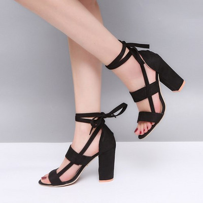 Paksu kontsaga naiste kingad ökoseemisnahast - kaks mudelit