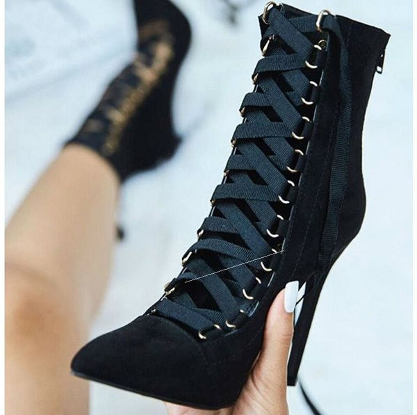 Μοντέρνα γυναικεία ψηλοτάκουνα παπούτσια με κορδόνια και φερμουάρ από οικολογικό σουέτ