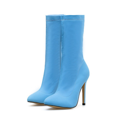 Moderne ženske čizme na špic na tanku visoku petu