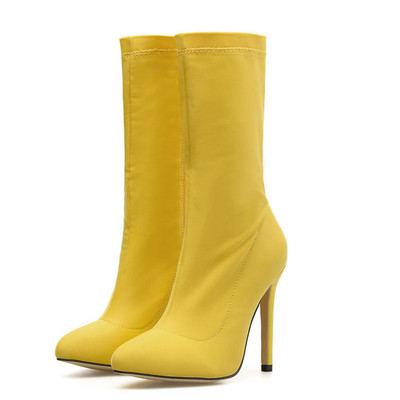 Moderne ženske čizme na špic na tanku visoku petu