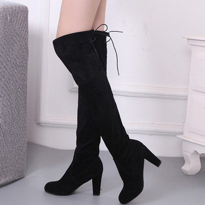 Női alkalmi csizma sarokkal - hegyes modell