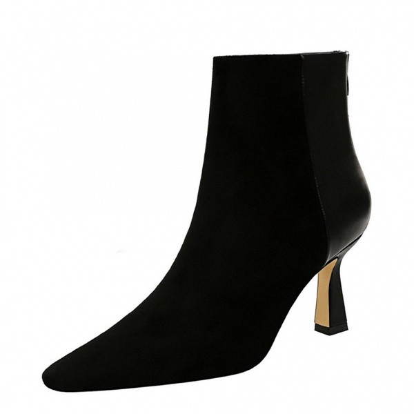 Női alkalmi csizma, alacsony sarkú öko velúrból