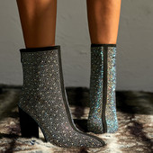 Naiste moodsad kivikestega saapad teravatipuline mudel