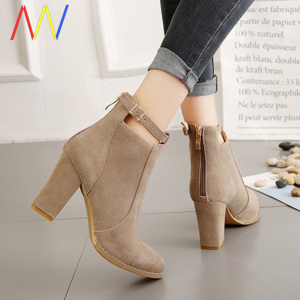 Moderne ženske čizme od brušene kože s debelom petom