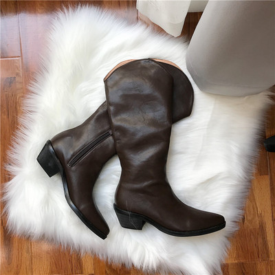 Γυναικείες μπότες  από οικολογικό δέρμα με χοντρό τακούνι