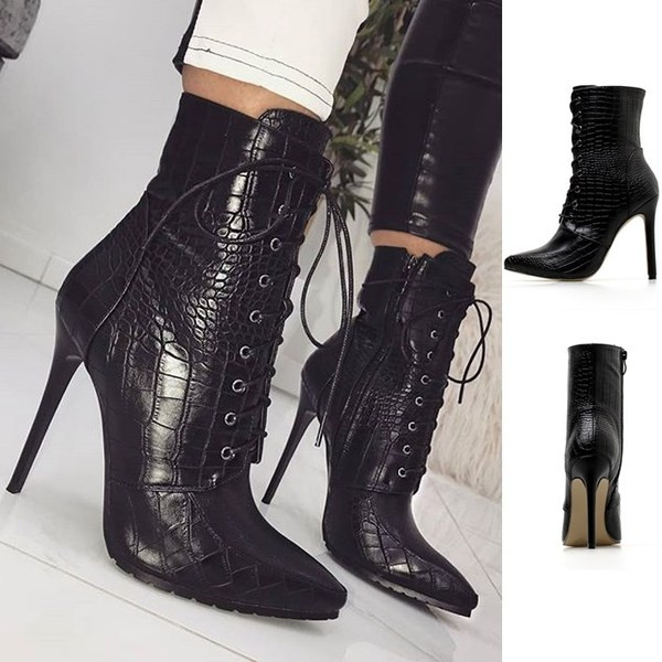 Дамски кожени боти с тънък ток и цип