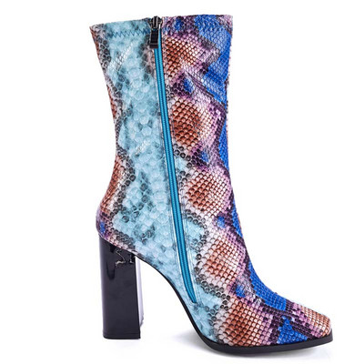 Стилни дамски ботуши от еко велур или еко кожа с дебел ток