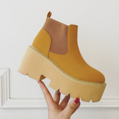 Ежедневни дамски боти заоблен модел с платформа