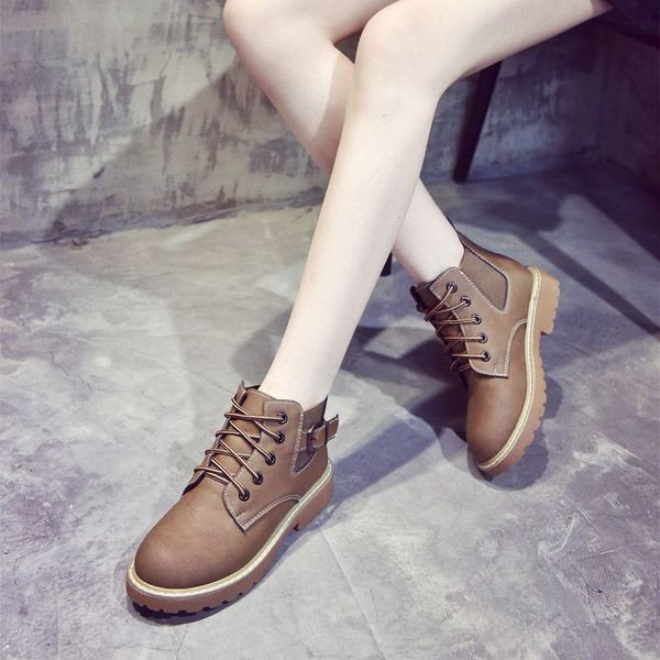 Дамски кожени есенно-зимни боти с груба подметка с и без подплата 