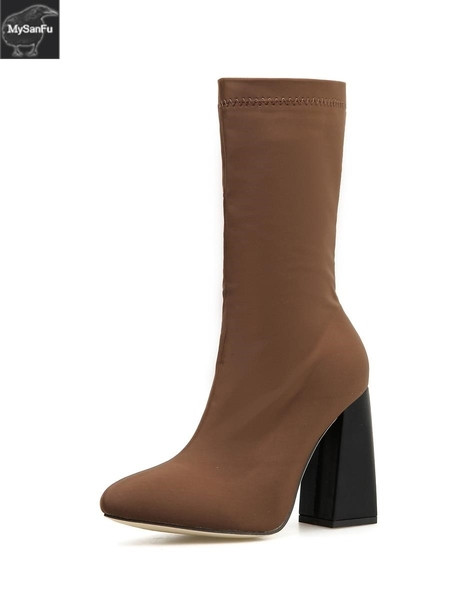 Модерни дамски ботуши заострен модел с дебел ток 