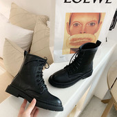 Ежедневни дамски боти тип кубинка с равна подметка и връзки