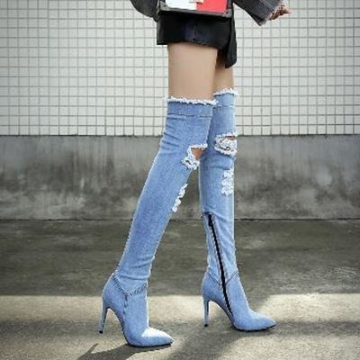 Дамски дънкови ботуши с висок ток и цип