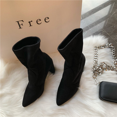 Стилни дамски боти от еко велур заострен модел с дебел ток