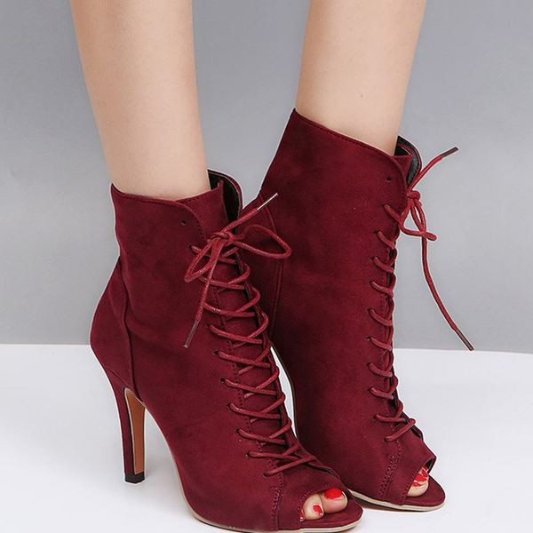 Дамски велурени боти с отворени пръсти 