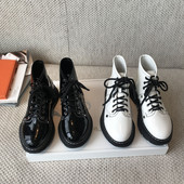 Jesenske ženske čizme od eko kože sa ravnim đonom i vezicama