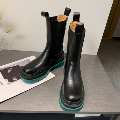 Черни дамски боти от еко кожа с цветна подметка