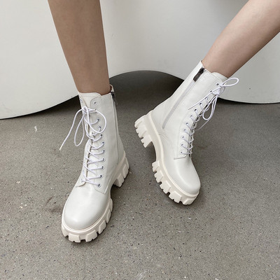 Ежедневни кожени дамски боти с груба подметка и връзки