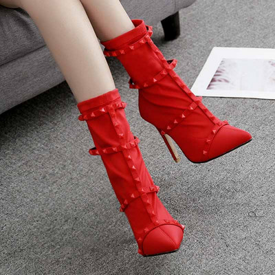 Дамски стилни ботуши с висок токи метални нитове