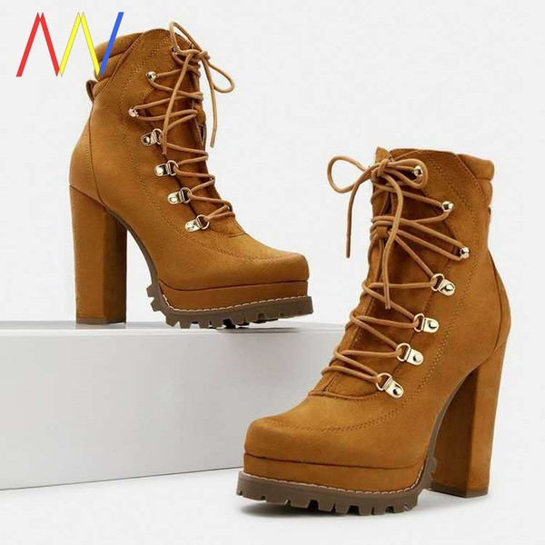 Дамски ежедневни боти с висок дебел ток и връзки