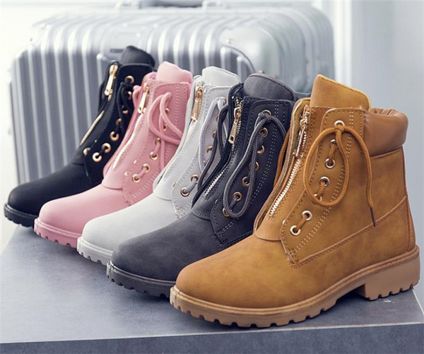 Модерни дамски боти от еко велур с връзки и цип