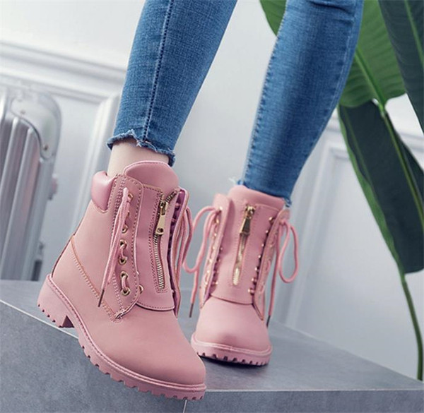 Модерни дамски боти от еко велур с връзки и цип