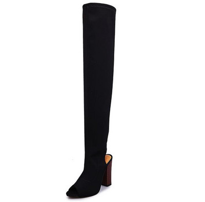 Нов модел дамски ботуши с отворени части и висок ток