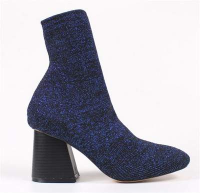 Лъскави дамски боти заострен модел с дебел ток