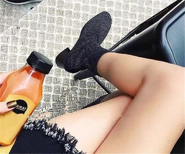 Лъскави дамски боти заострен модел с дебел ток