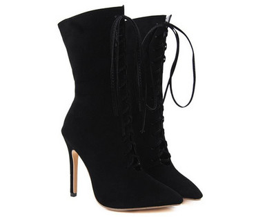 Черни дамски боти с висок ток и връзки