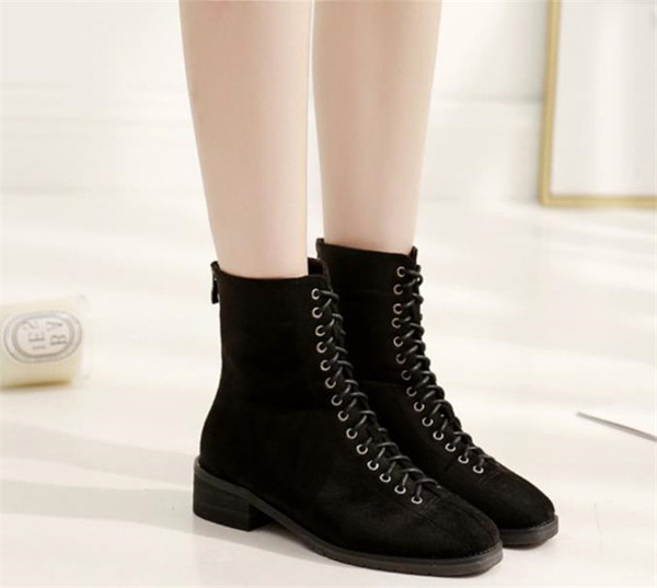 Ежедневни дамски боти с връзки в два модела - с или без подплата