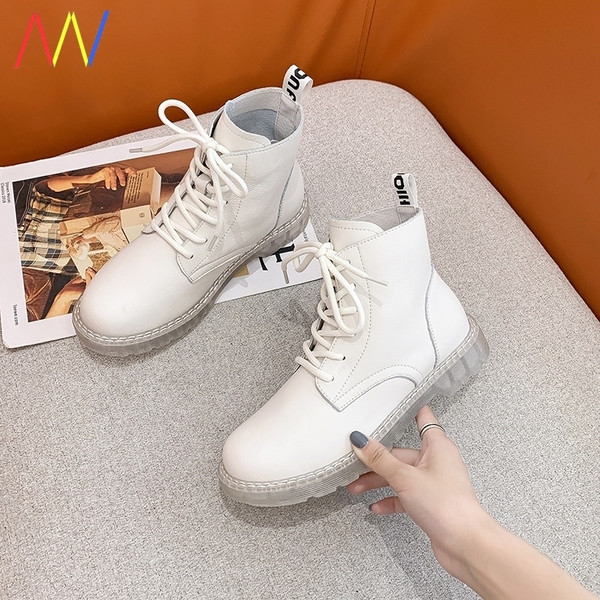 Дамски ежедневни боти с  връзки и равна подметка от еко кожа