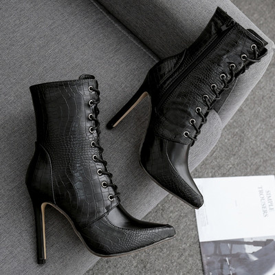 Стилни дамски боти от еко кожа заострен модел